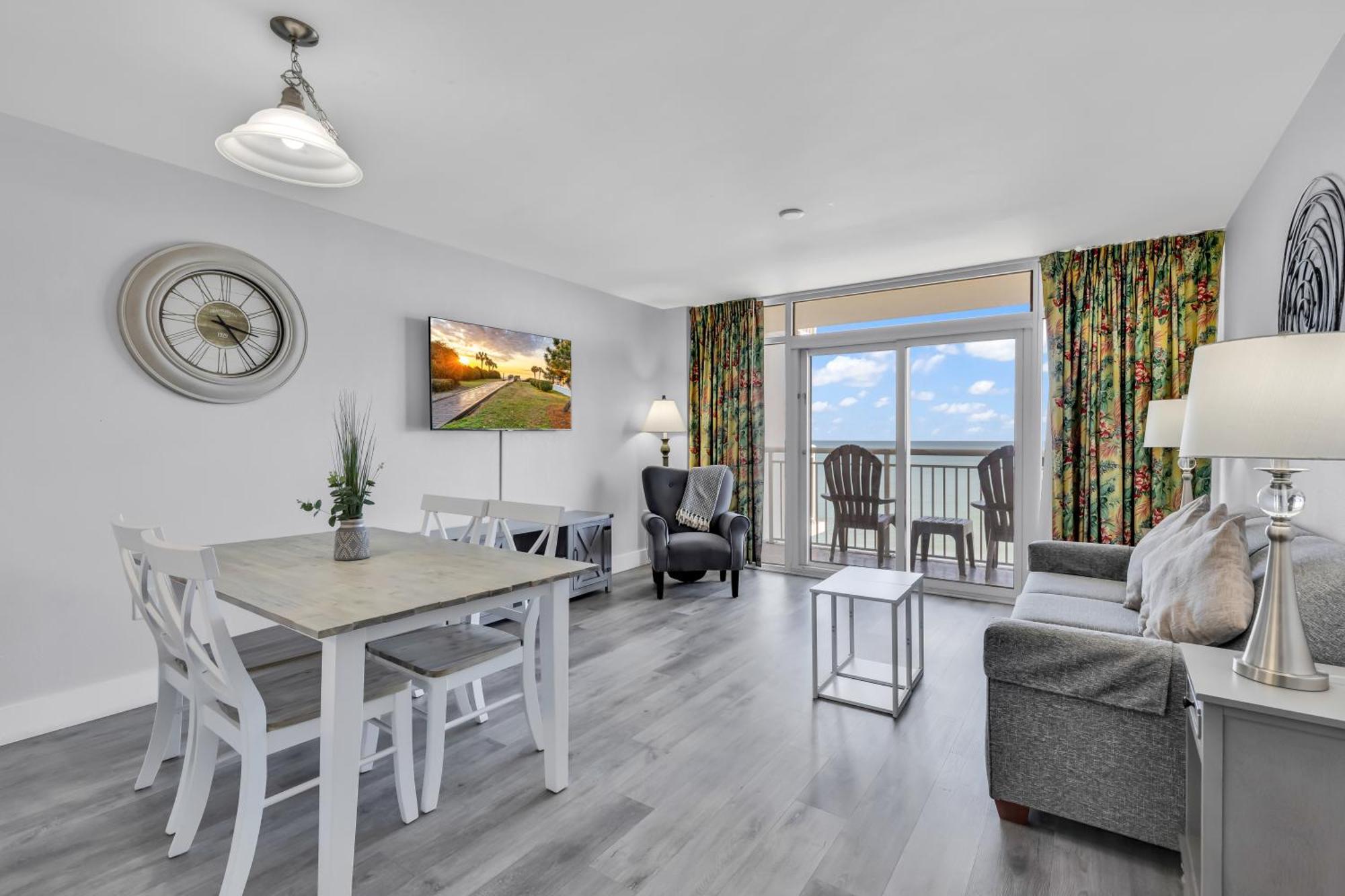 Atlantica Beachfront Getaway Миртл-Бич Экстерьер фото