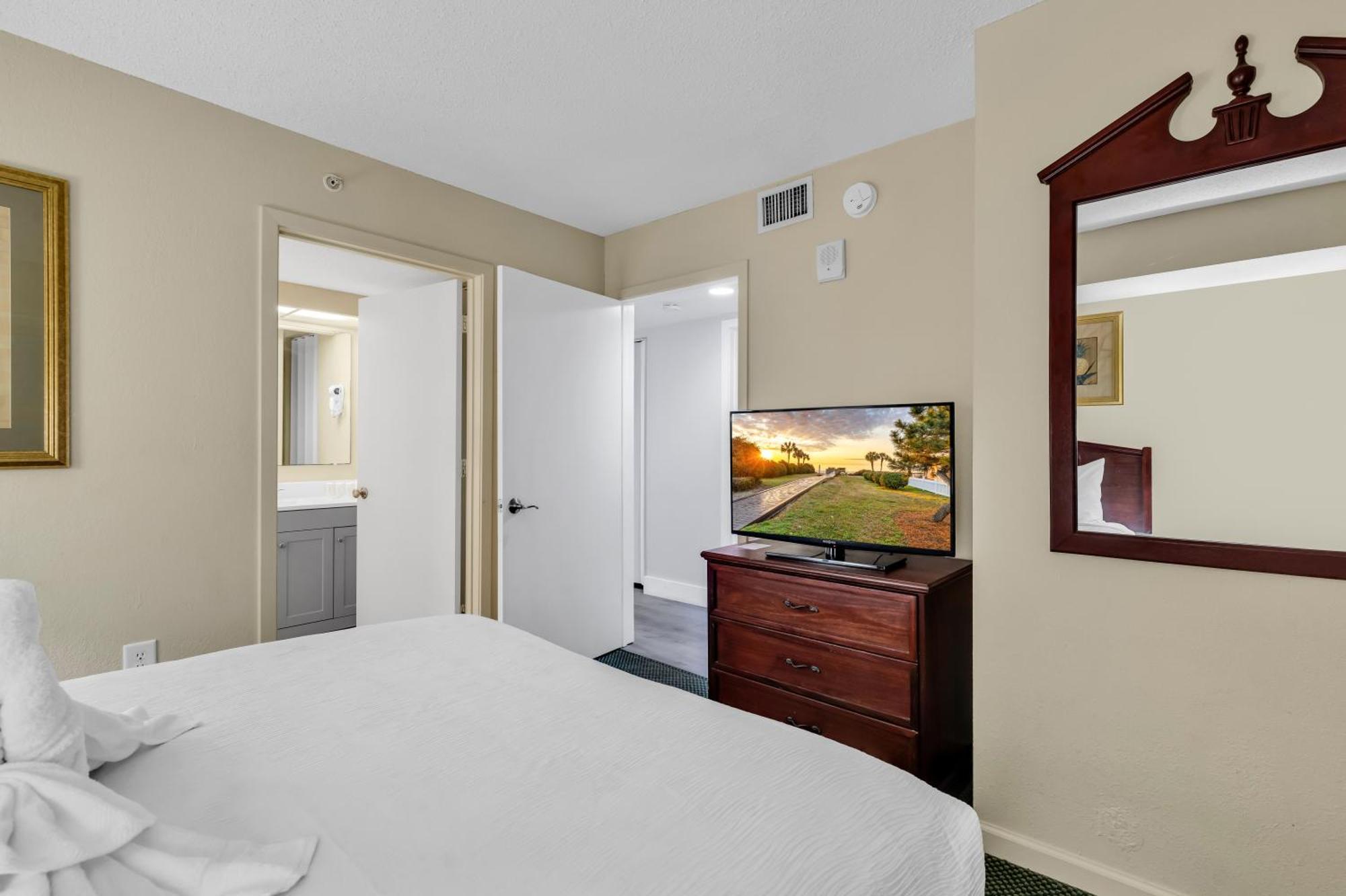 Atlantica Beachfront Getaway Миртл-Бич Экстерьер фото